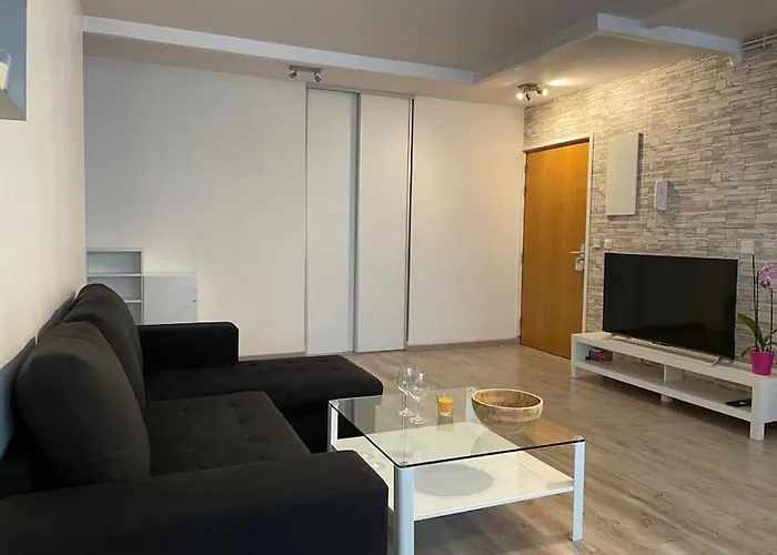 Bel Appartement A Becon